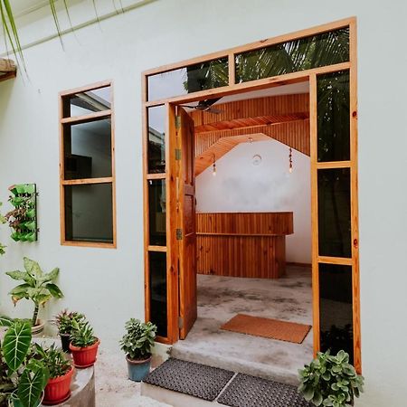 Isla Dhiffushi酒店 外观 照片